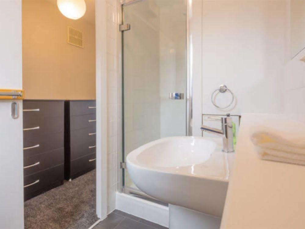 Armitage Way Holiday Apartment - Perfect To Self Isolate Кембридж Экстерьер фото